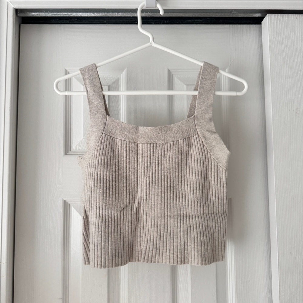 Abercrombie Women's Beige Ribbed Knit Top